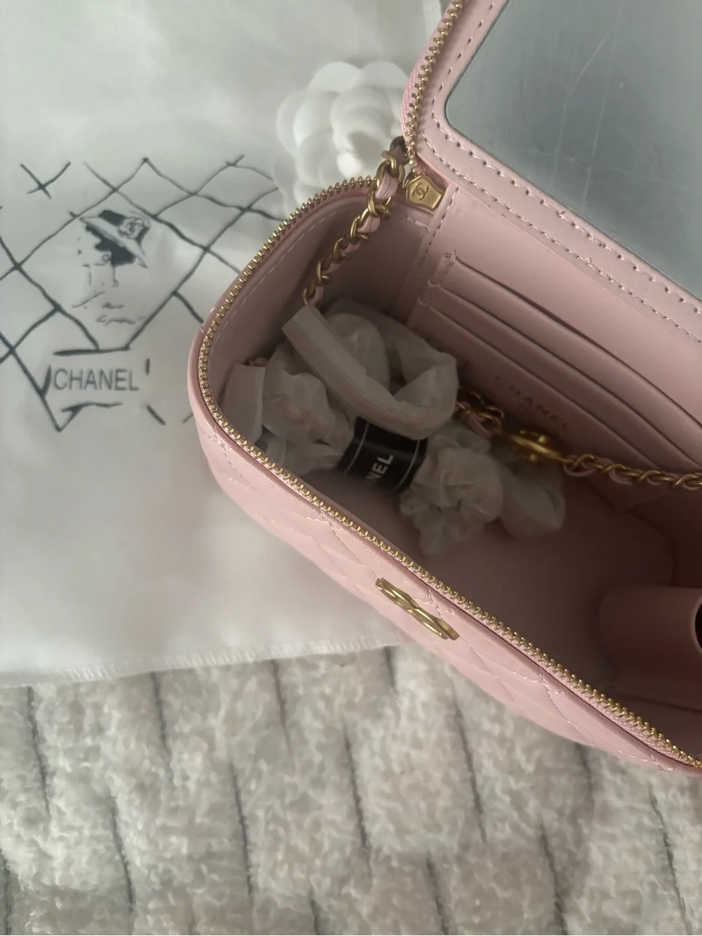 Light pink Leather designer vanity bag (open to offers)